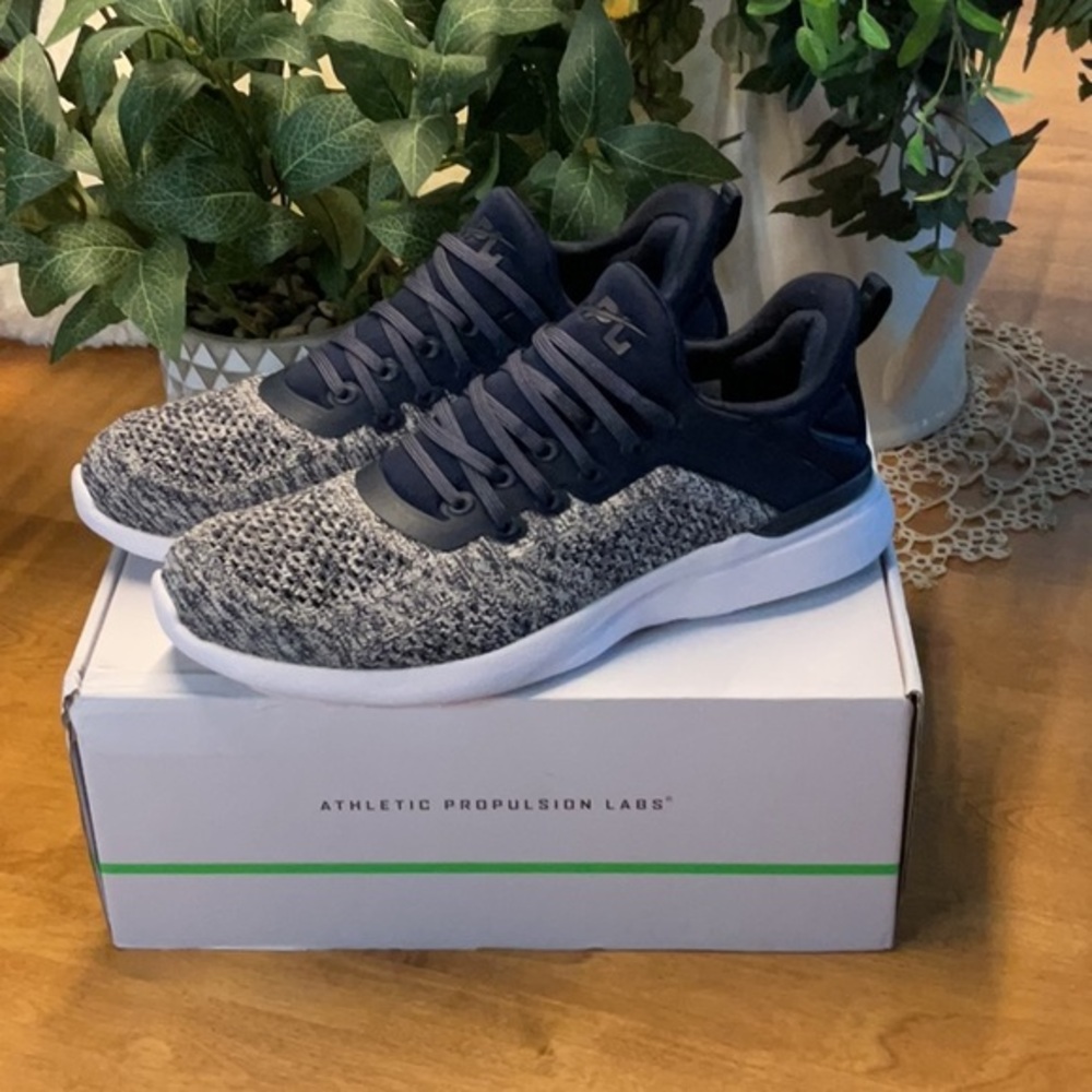 APL - Women’s Techloom Tracer Sneakers - NEW